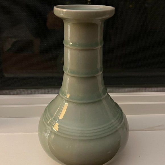 Late 20th Century Chinese Zhongguo Longquan Celedon Bottle Vase - Picture 1 of 6